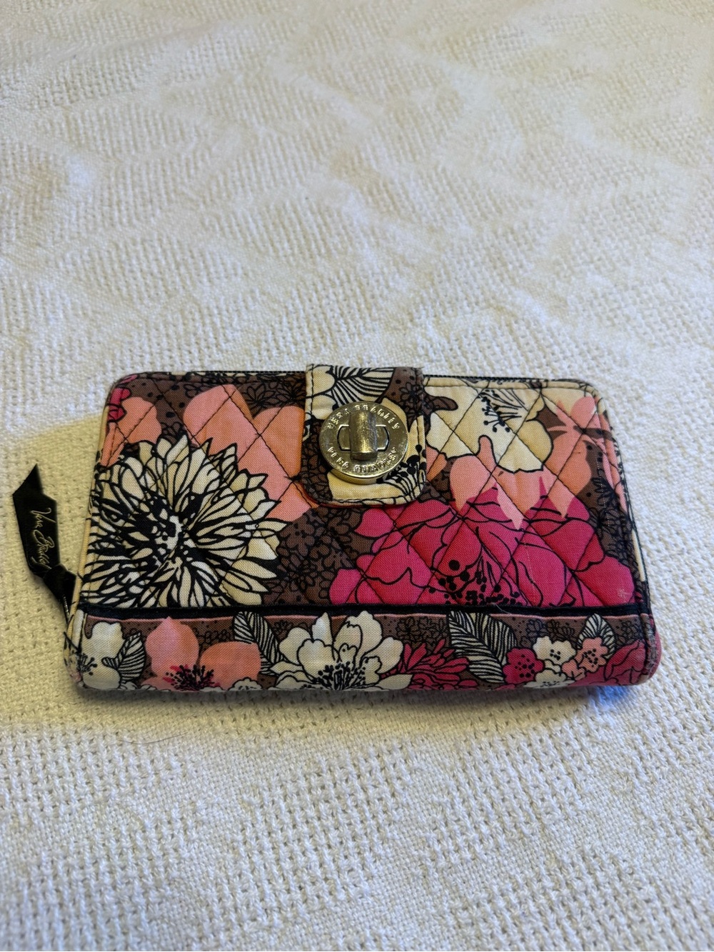 Vera Bradley Pink Floral Quilted Turnlock Wallet